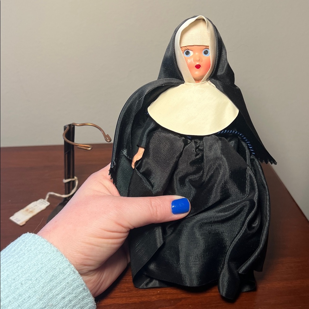 Vintage Antique Nun Religious Hard Plastic Composition Doll Toy Handpainted